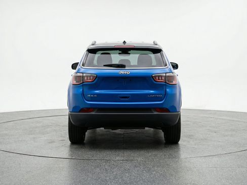 Used 2025 Jeep Compass Limited AWD/4WD image 7