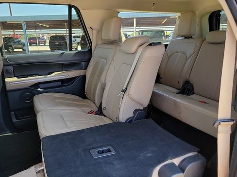 Used 2022 Ford Expedition Max Limited RWD image 8