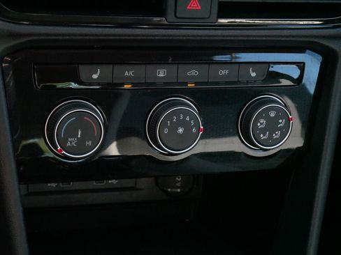 Certified 2025 Volkswagen Taos S AWD/4WD image 23