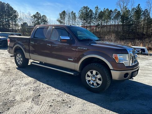 Used 2011 Ford F150 Lariat w/ Lariat Chrome Pkg image 5