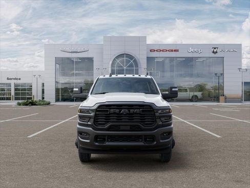 New 2026 RAM 3500 Tradesman AWD/4WD image 32