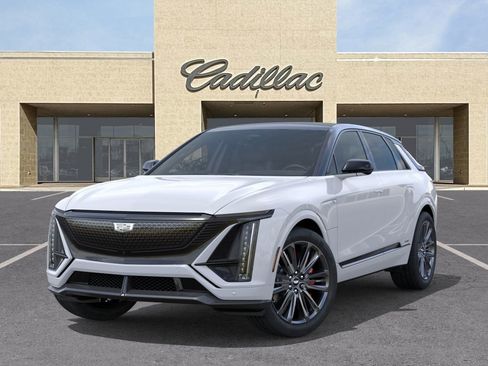 New 2026 Cadillac Lyriq V image 6