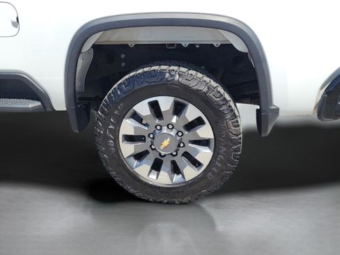 Used 2021 Chevrolet Silverado 2500 Custom w/ Custom Value Package AWD/4WD image 29