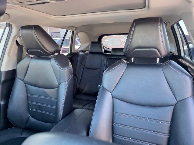 Used 2022 Toyota RAV4 XLE Premium AWD/4WD image 29