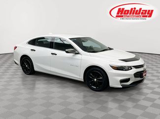 Used 2017 Chevrolet Malibu LT w/ Leather Package FWD video 1