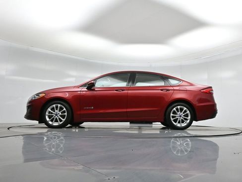 Certified 2019 Ford Fusion SE image 8