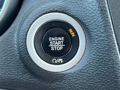 Used 2018 Dodge Journey GT w/ Driver Convenience Group AWD/4WD image 9