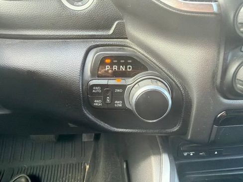 Used 2019 RAM 1500 Big Horn AWD/4WD image 15