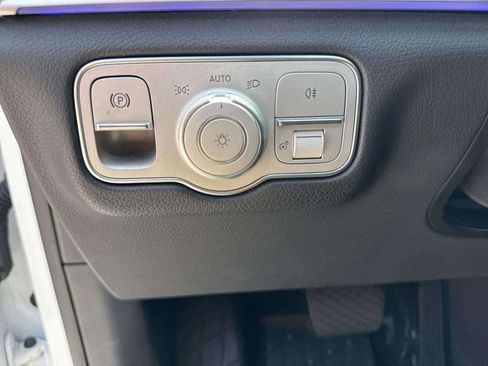 Used 2024 Mercedes-Benz GLS 450 4MATIC image 17