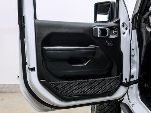 Used 2023 Jeep Gladiator Sport AWD/4WD image 67