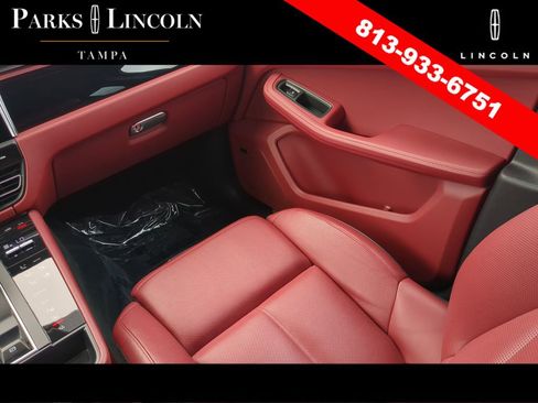 Used 2024 Porsche Macan S image 14