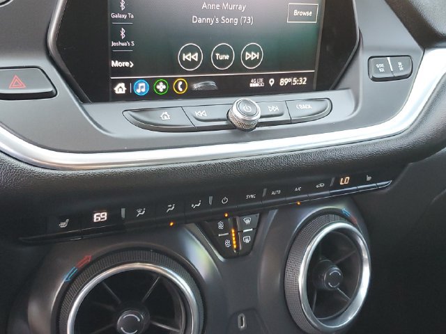 Used 2019 Chevrolet Blazer LT FWD image 26