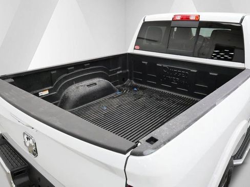 Used 2022 RAM 3500 Limited AWD/4WD image 38