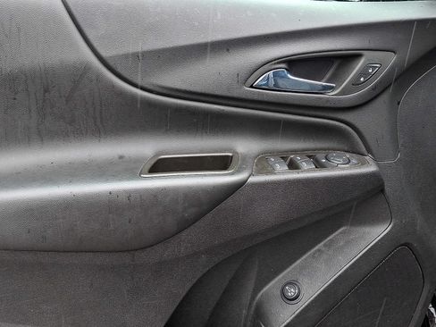 Used 2024 Chevrolet Equinox LT AWD/4WD image 11