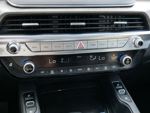 Used 2020 Kia Telluride EX AWD/4WD image 23