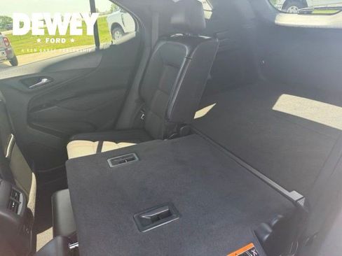 Used 2023 Chevrolet Equinox RS AWD/4WD image 28
