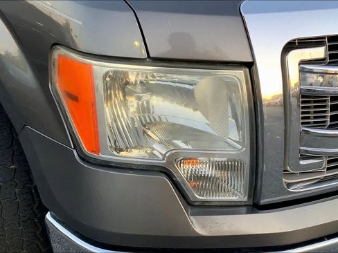 Used 2013 Ford F150 XLT w/ XLT Chrome Pkg image 26