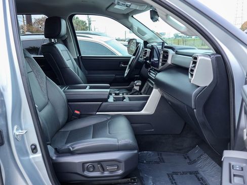 Used 2023 Toyota Tundra Limited image 8