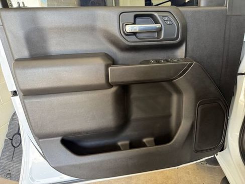 Used 2024 Chevrolet Silverado 2500 W/T AWD/4WD image 4