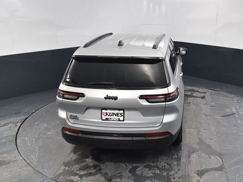 Used 2024 Jeep Grand Cherokee L Laredo image 48