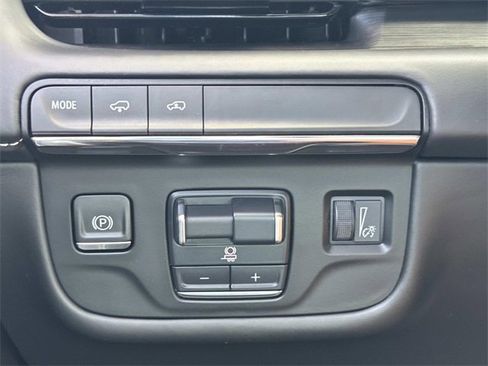 Used 2023 Cadillac Escalade ESV Sport Platinum image 24