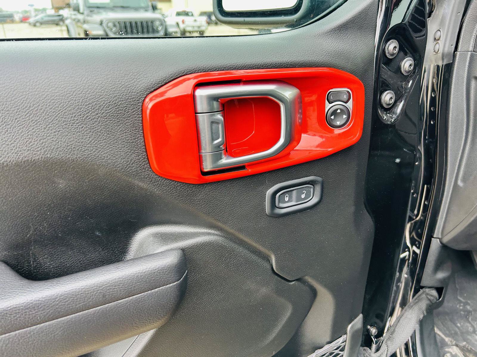 Used 2024 Jeep Gladiator Sport AWD/4WD image 11