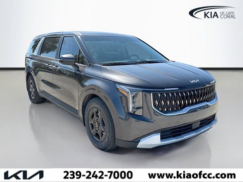 New 2026 Kia Carnival image 7