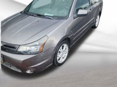 Used 2010 Ford Focus SE