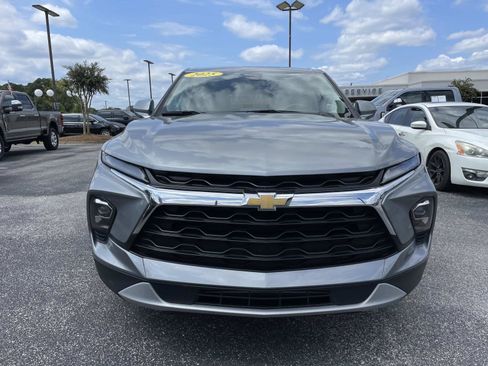 Used 2025 Chevrolet Blazer LT FWD image 10