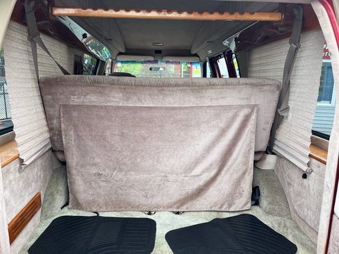 Used 2000 Ford E-150 and Econoline 150 image 23