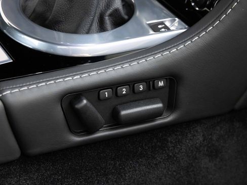 Used 2009 Aston Martin DBS Coupe RWD image 26