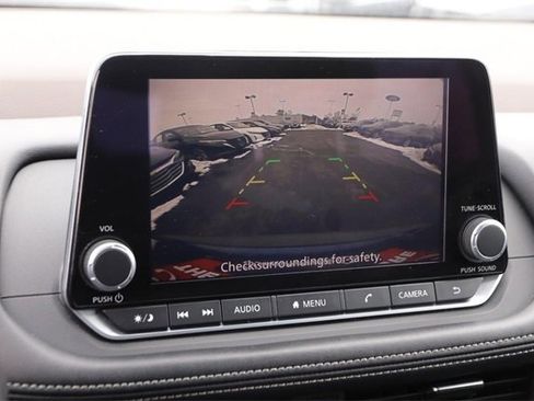 Certified 2023 Nissan Rogue SV image 16