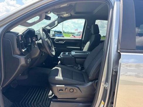 Used 2024 Chevrolet Silverado 1500 LT AWD/4WD image 12