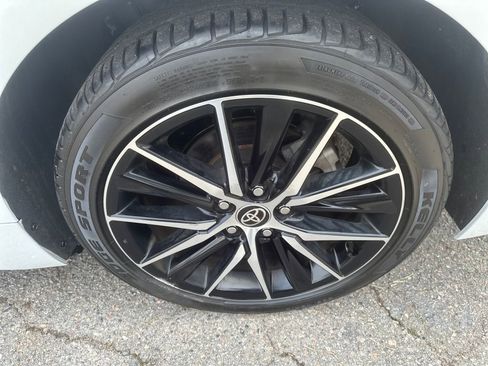 Used 2023 Toyota Camry SE image 14