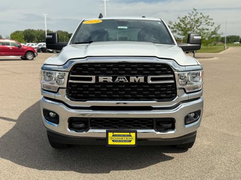 Used 2024 RAM 2500 Big Horn AWD/4WD image 2