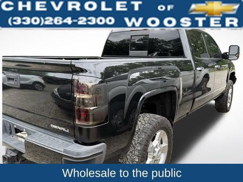 Used 2015 GMC Sierra 2500 Denali image 4
