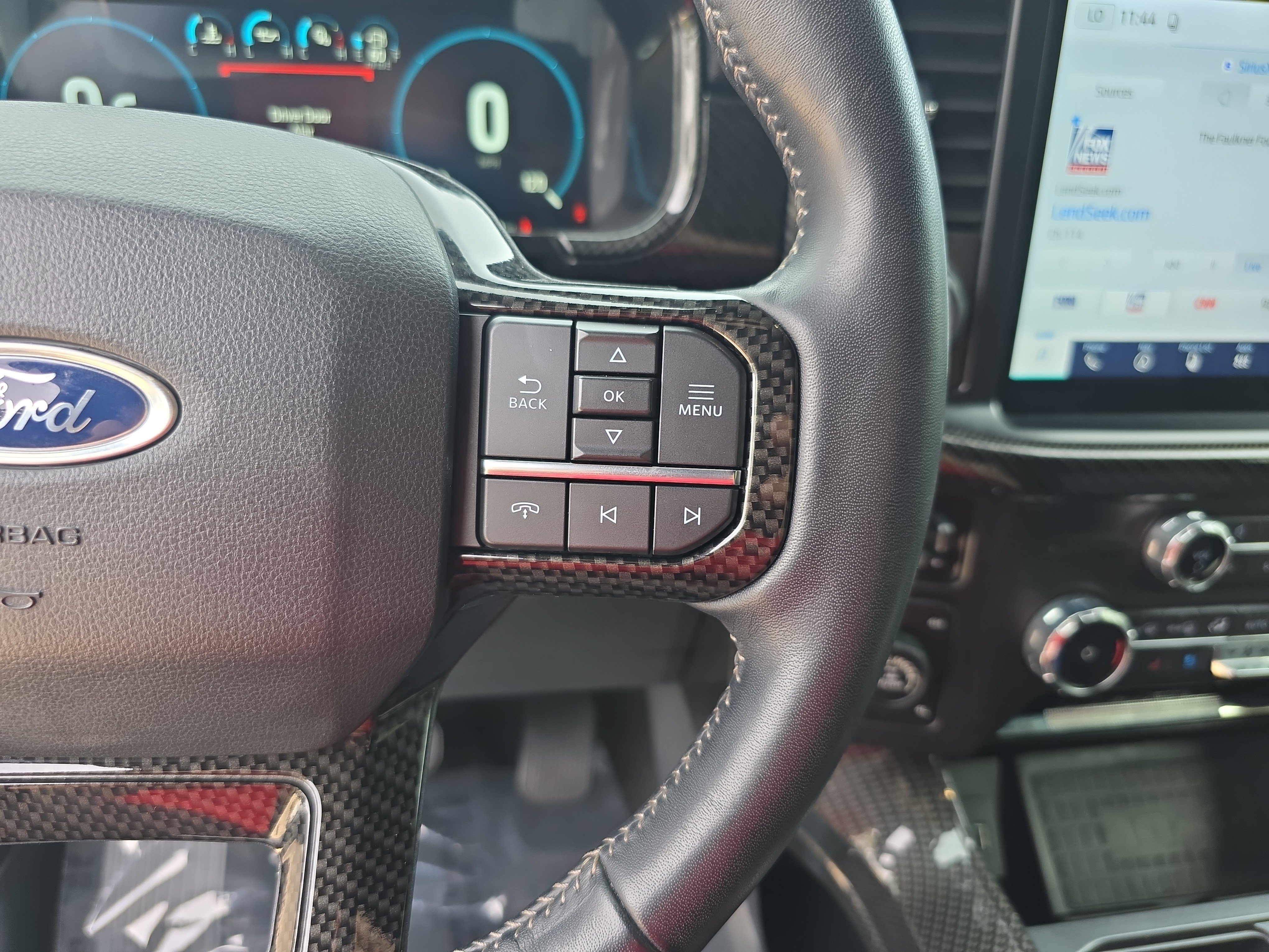 Used 2022 Ford F150 Lariat w/ Equipment Group 502A High AWD/4WD image 19