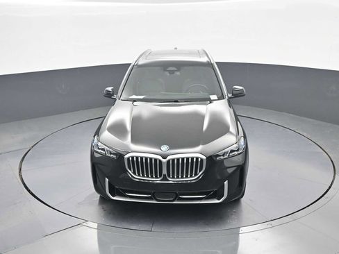 Used 2025 BMW X5 xDrive50e AWD/4WD image 33