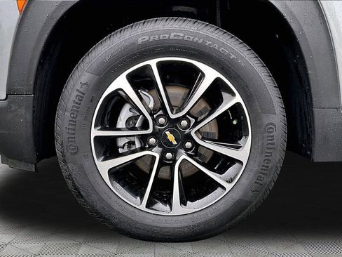 Used 2025 Chevrolet TrailBlazer LT AWD/4WD image 21