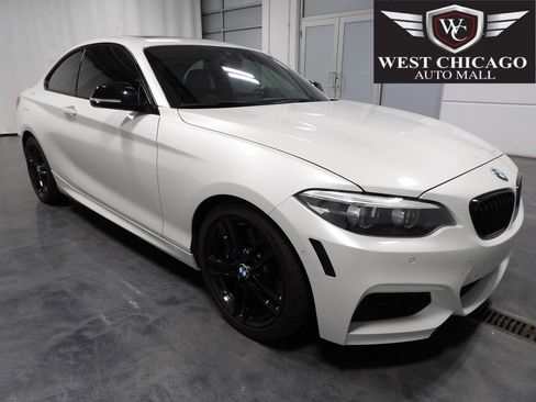 Used 2018 BMW M240i Coupe RWD image 1