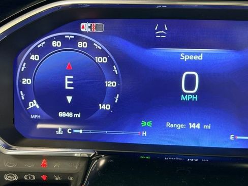 Certified 2026 Chevrolet Silverado 1500 High Country w/ Technology Package image 12