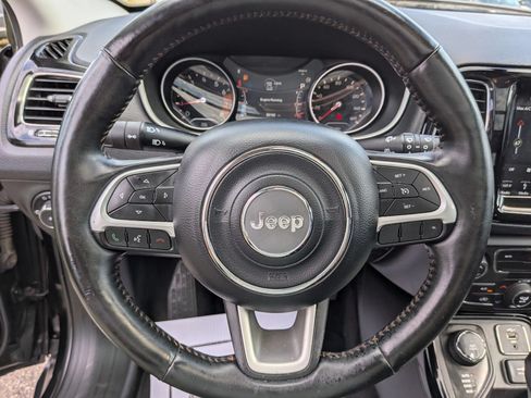 Used 2019 Jeep Compass Limited AWD/4WD image 45