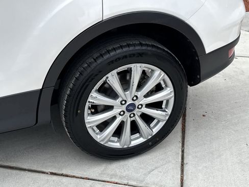 Used 2017 Ford Escape Titanium AWD/4WD image 8