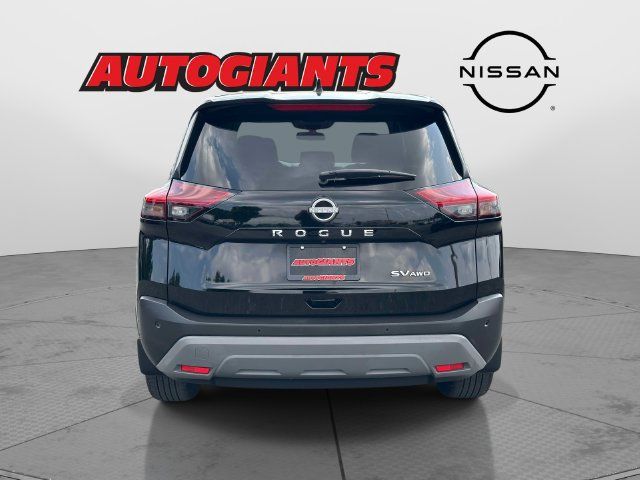Used 2023 Nissan Rogue SV AWD/4WD image 5