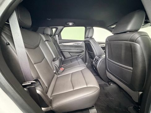 Used 2022 Cadillac XT5 Luxury AWD/4WD image 8