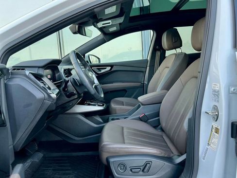 Used 2024 Audi Q4 e-tron Premium image 15