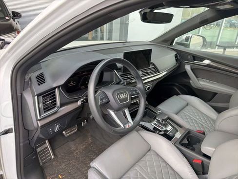 Used 2023 Audi SQ5 Premium Plus w/ Premium Plus Package image 5