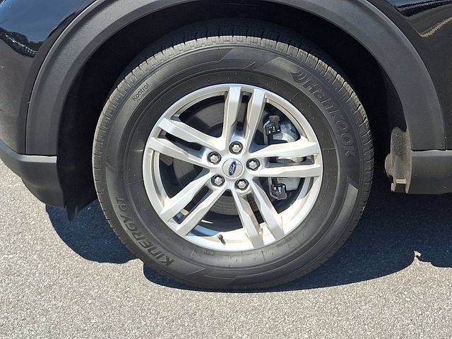 Used 2023 Ford Explorer XLT AWD/4WD image 8