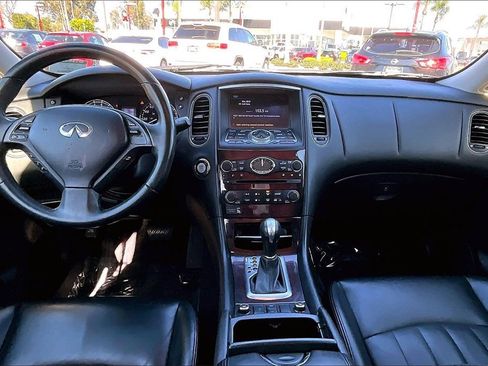 Used 2017 INFINITI QX50 2WD w/ Premium Plus Package image 11