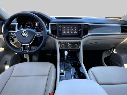 Used 2019 Volkswagen Atlas SE FWD image 14